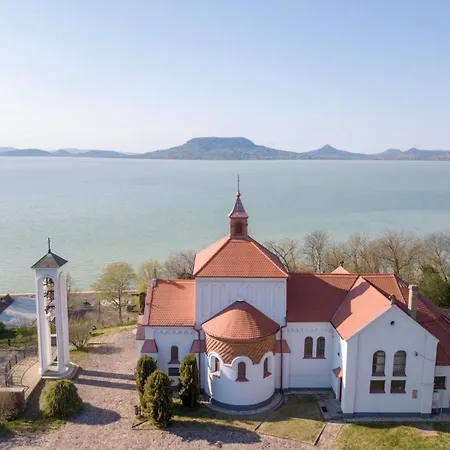 King Kong Kapitany Vendeghaz شقة