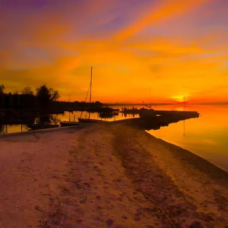 King Kong Kapitany Vendeghaz * Fonyód